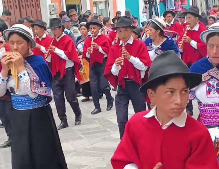 Nuestras Tradiciones